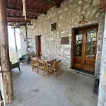 La Petra Дом отдыха Вико-Экуенсе