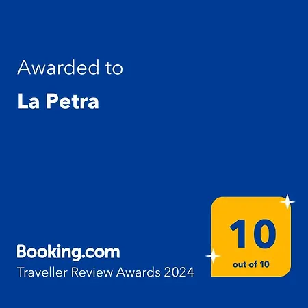 La Petra Nyaraló Vico Equense