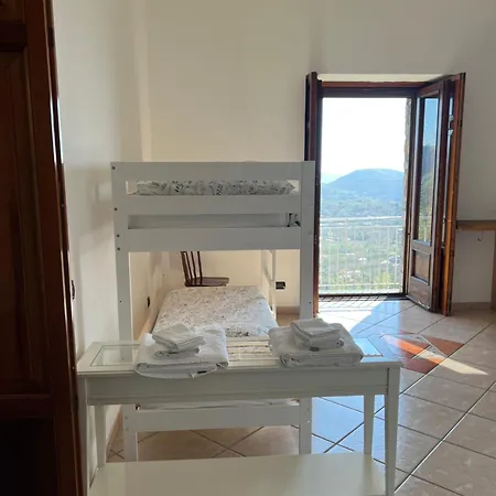 La Petra Nyaraló
