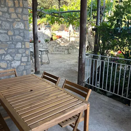 Ferienhaus La Petra Vico Equense